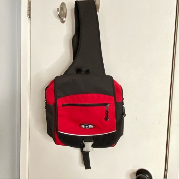 Jaguar Red and Black Messenger bag for School/Work - Excellent Condition - Picture 2 of 13